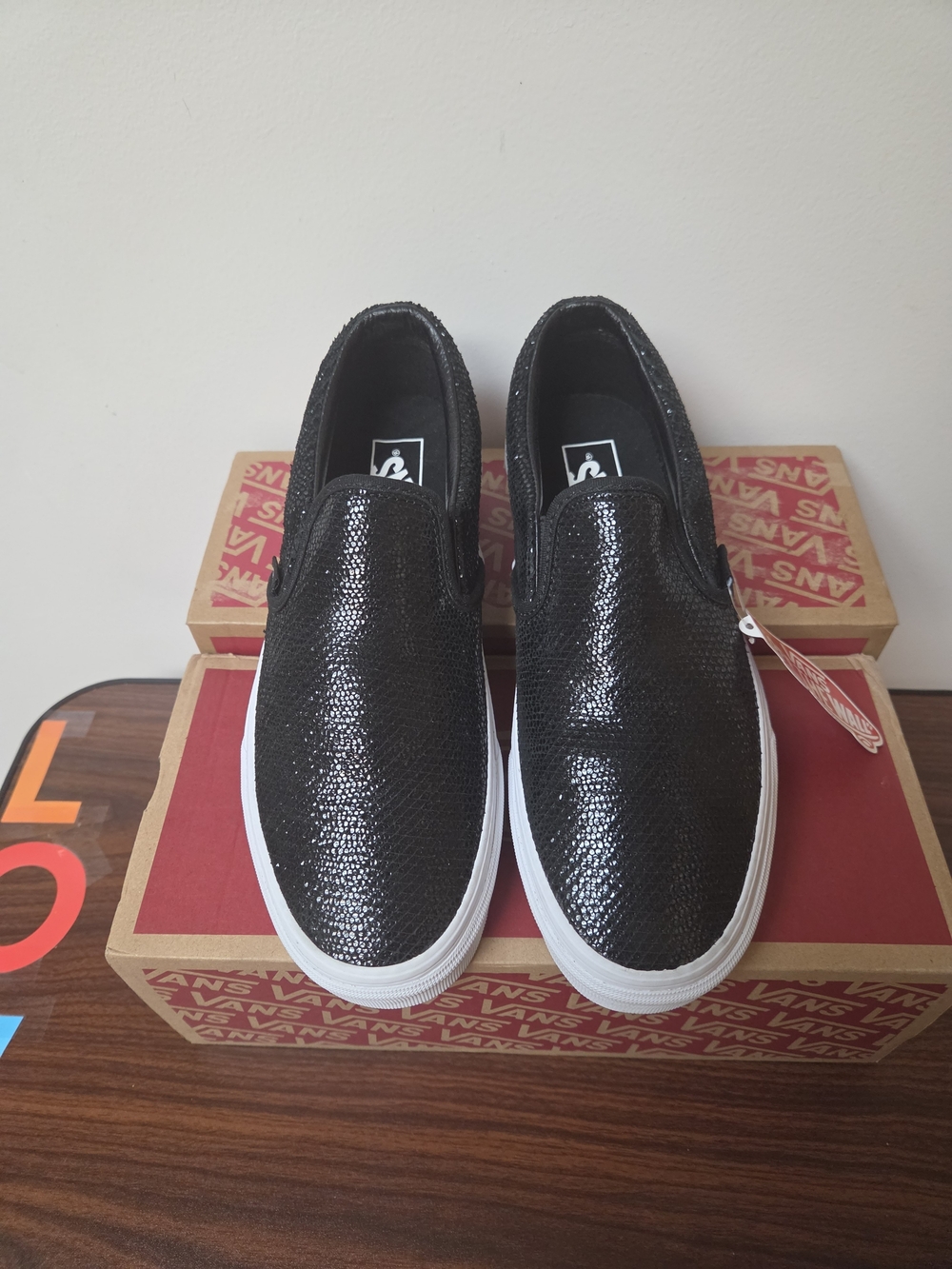 Brand New Vans Women Black Glitter Classic Slip-On Sneakers